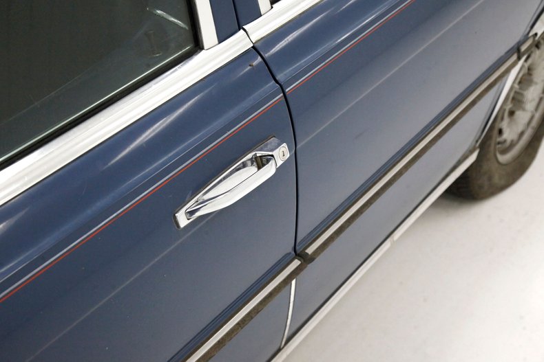 Mercedes-benz-300sd-1980-China-Blue-Blue-17