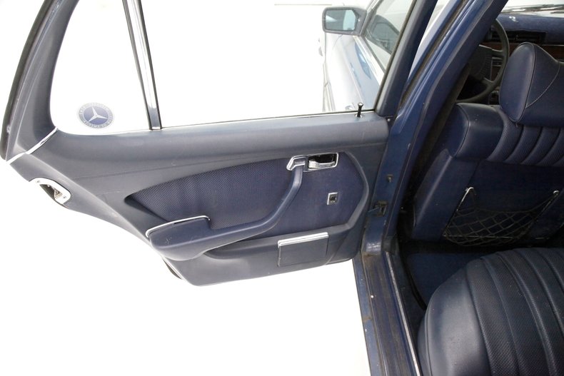 Mercedes-benz-300sd-1980-China-Blue-Blue-32