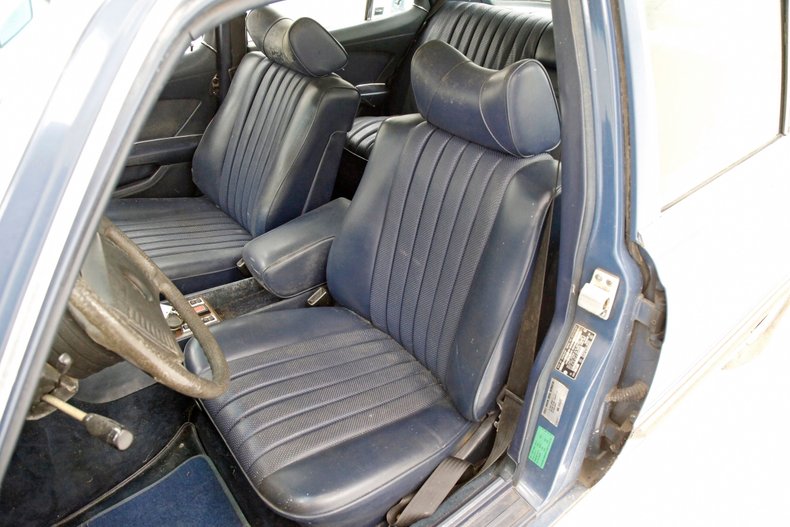 Mercedes-benz-300sd-1980-China-Blue-Blue-7