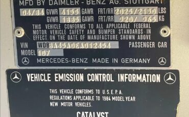 Mercedes-benz-380sl-1984-Astral-Silver-Blue-13