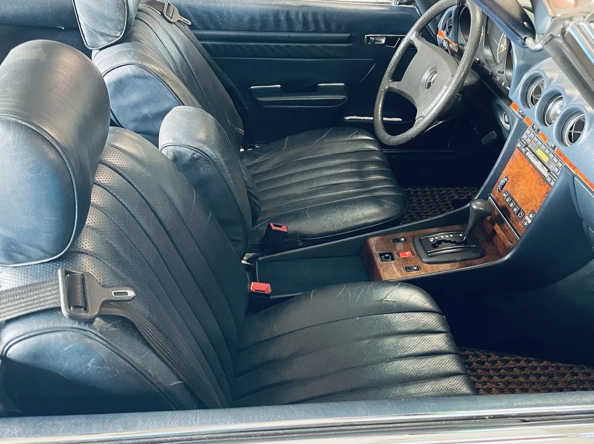 Mercedes-benz-380sl-1984-Astral-Silver-Blue-5