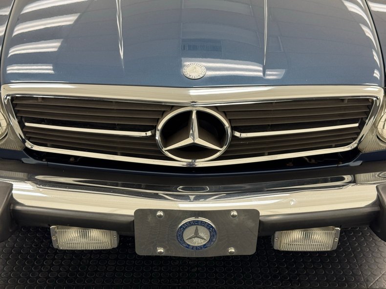 Mercedes-benz-380sl-1984-Dark-Lapis-Blue-Meta-Gray-13