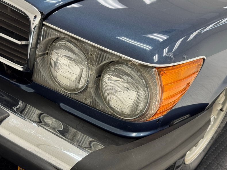 Mercedes-benz-380sl-1984-Dark-Lapis-Blue-Meta-Gray-14