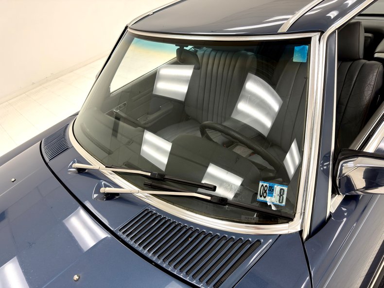 Mercedes-benz-380sl-1984-Dark-Lapis-Blue-Meta-Gray-16