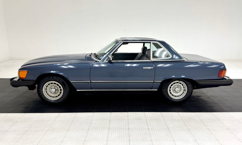 Mercedes-benz-380sl-1984-Dark-Lapis-Blue-Meta-Gray-2