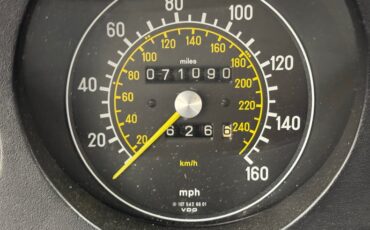 Mercedes-benz-380sl-1984-Dark-Lapis-Blue-Meta-Gray-25