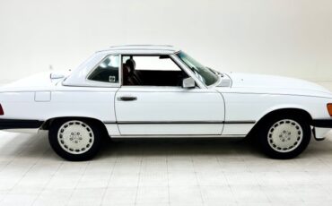 Mercedes-benz-560sl-1987-White-Burgundy-10