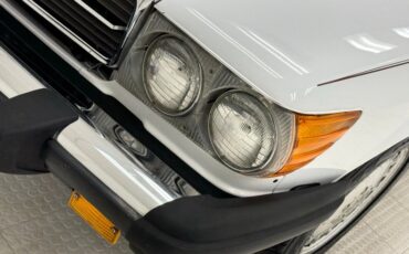 Mercedes-benz-560sl-1987-White-Burgundy-14