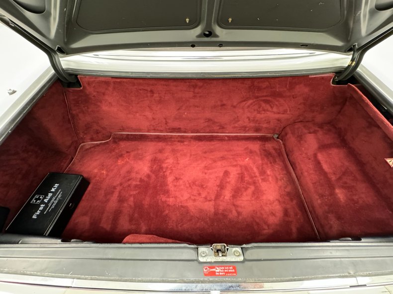 Mercedes-benz-560sl-1987-White-Burgundy-28