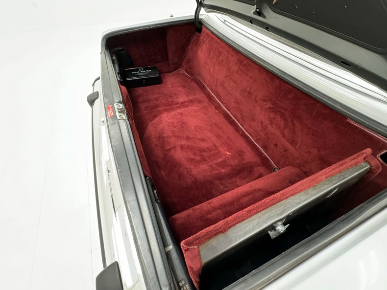 Mercedes-benz-560sl-1987-White-Burgundy-29