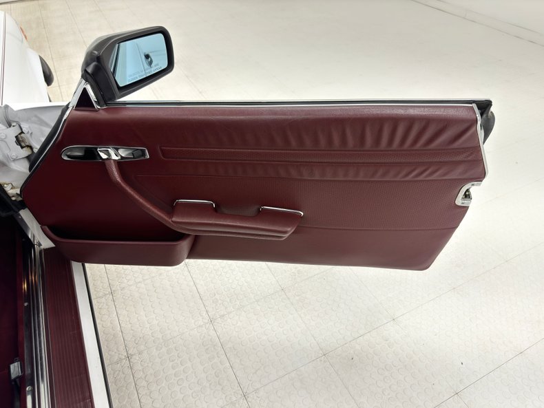 Mercedes-benz-560sl-1987-White-Burgundy-3