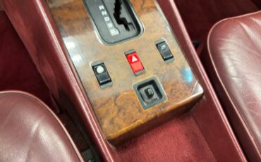 Mercedes-benz-560sl-1987-White-Burgundy-38