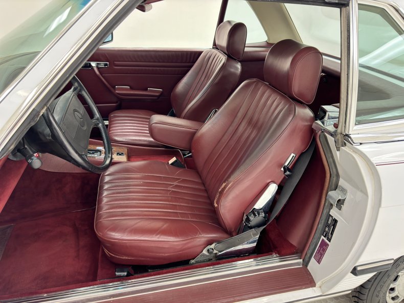 Mercedes-benz-560sl-1987-White-Burgundy-4