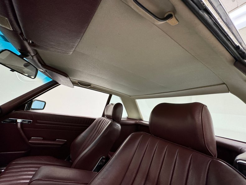 Mercedes-benz-560sl-1987-White-Burgundy-41