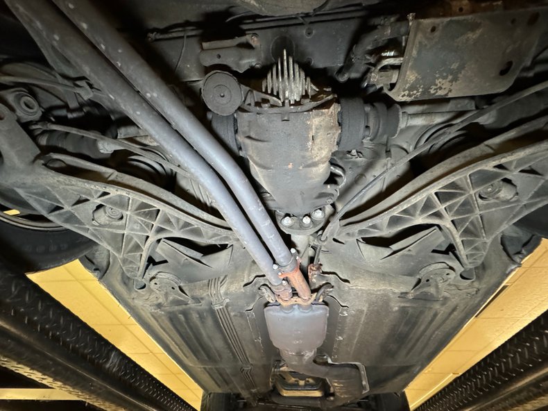 Mercedes-benz-560sl-1987-White-Burgundy-44