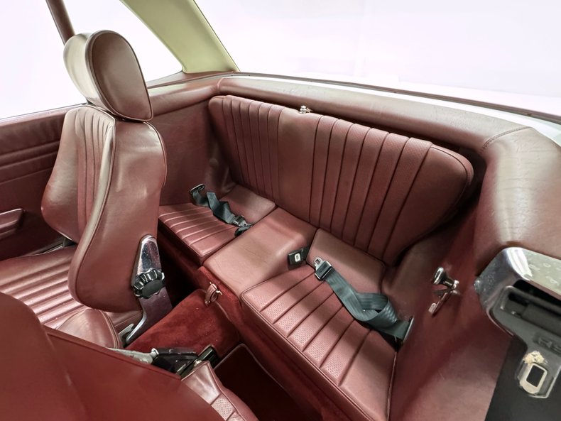 Mercedes-benz-560sl-1987-White-Burgundy-6