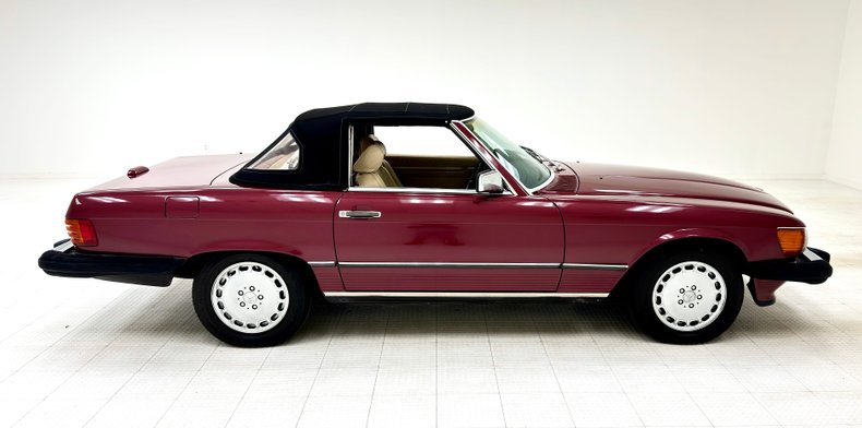 Mercedes-benz-560sl-1989-Garnet-Red-Cream-11