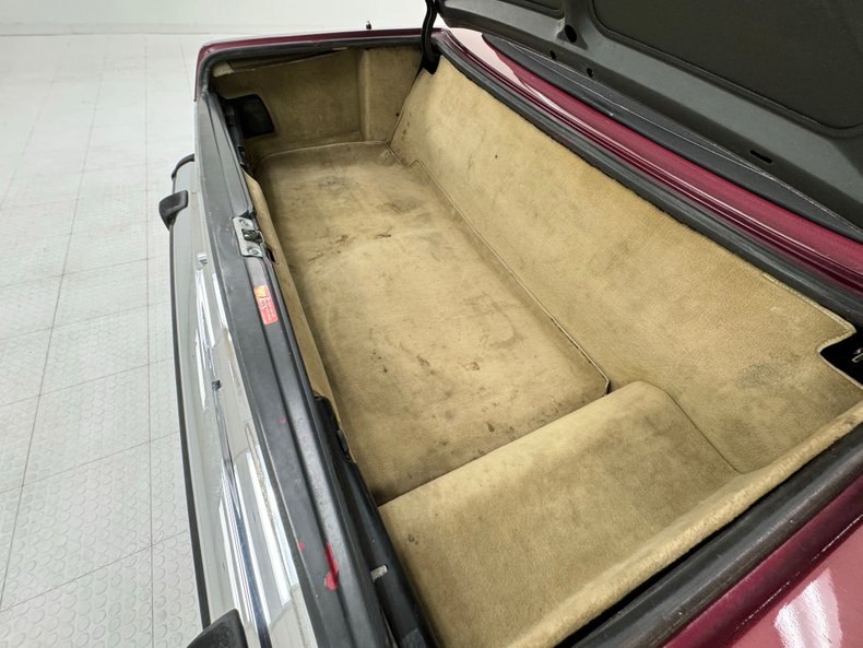 Mercedes-benz-560sl-1989-Garnet-Red-Cream-16