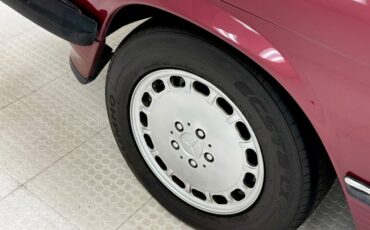 Mercedes-benz-560sl-1989-Garnet-Red-Cream-17