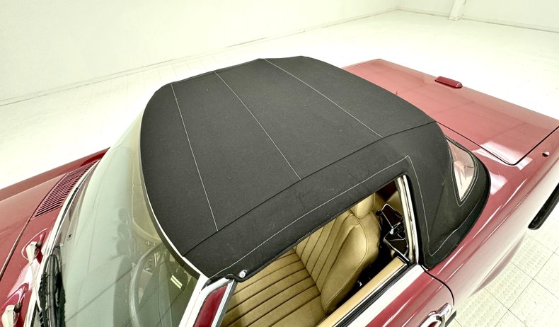 Mercedes-benz-560sl-1989-Garnet-Red-Cream-19