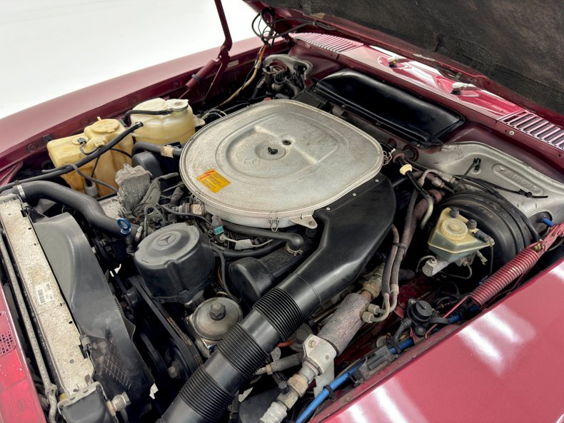 Mercedes-benz-560sl-1989-Garnet-Red-Cream-2