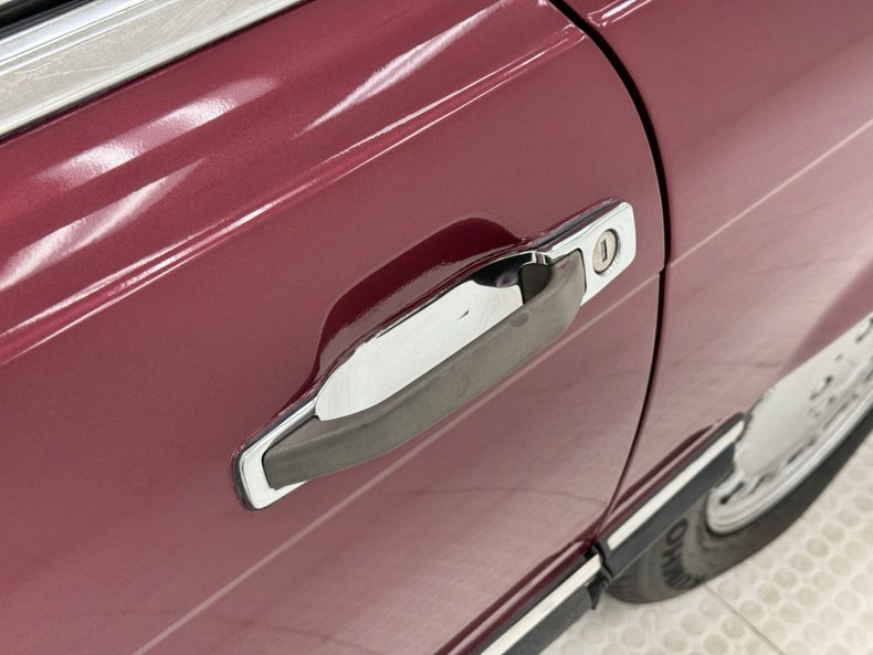 Mercedes-benz-560sl-1989-Garnet-Red-Cream-21