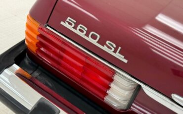 Mercedes-benz-560sl-1989-Garnet-Red-Cream-23