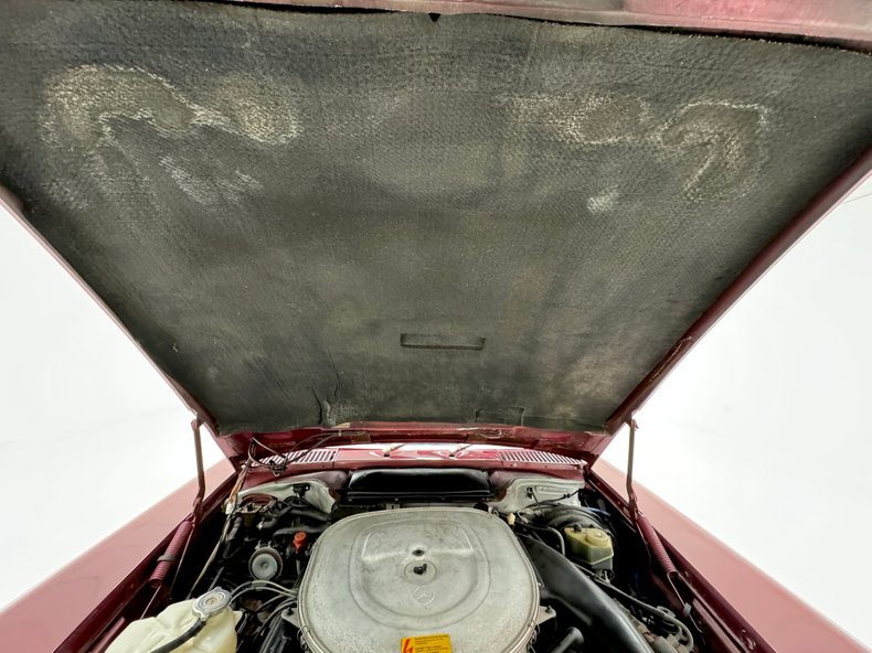 Mercedes-benz-560sl-1989-Garnet-Red-Cream-35