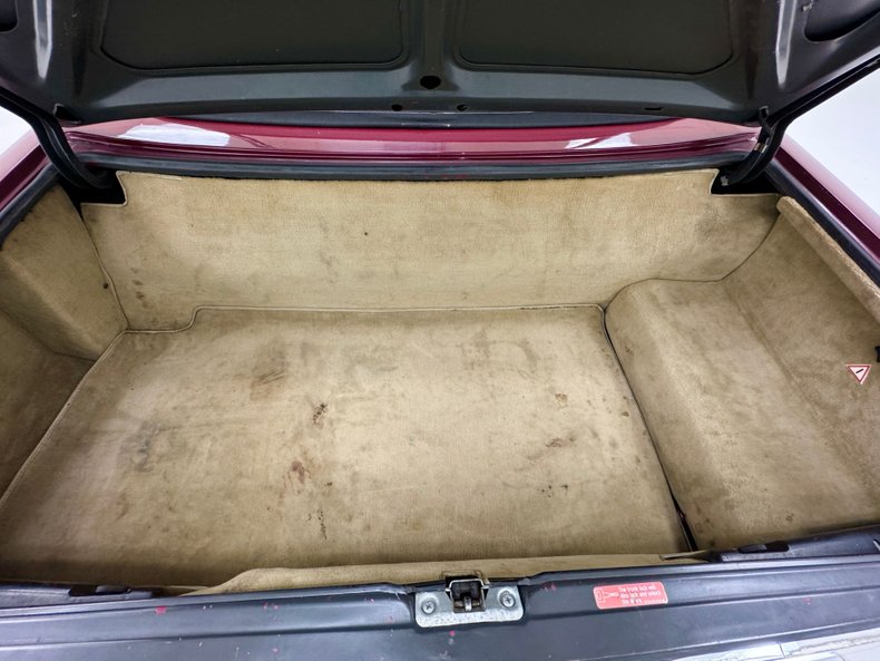 Mercedes-benz-560sl-1989-Garnet-Red-Cream-39