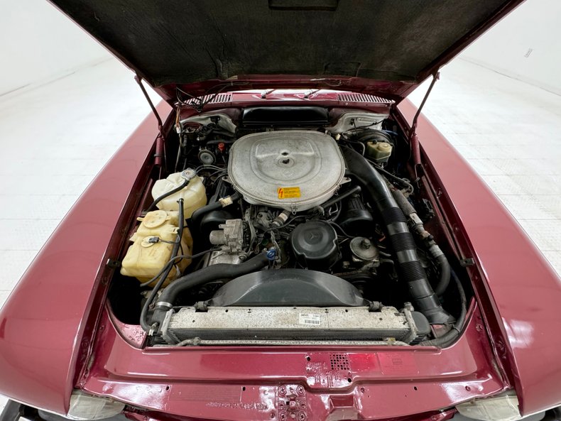 Mercedes-benz-560sl-1989-Garnet-Red-Cream-4