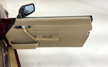 Mercedes-benz-560sl-1989-Garnet-Red-Cream-41