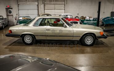 Mercedes-benz-Other-1976-Gold-BeigeTan-33