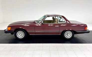 Mercedes-benz-Other-1985-Cabernet-Red-Metalli-Beige-2