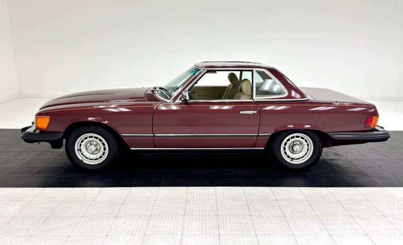 Mercedes-benz-Other-1985-Cabernet-Red-Metalli-Beige-2