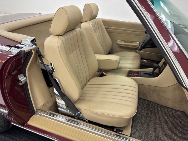 Mercedes-benz-Other-1985-Cabernet-Red-Metalli-Beige-37