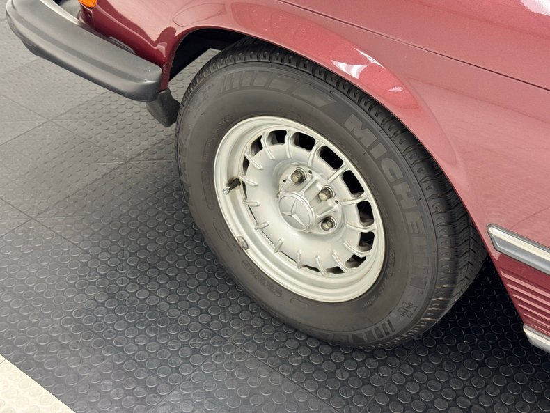 Mercedes-benz-Other-1985-Cabernet-Red-Metalli-Beige-4