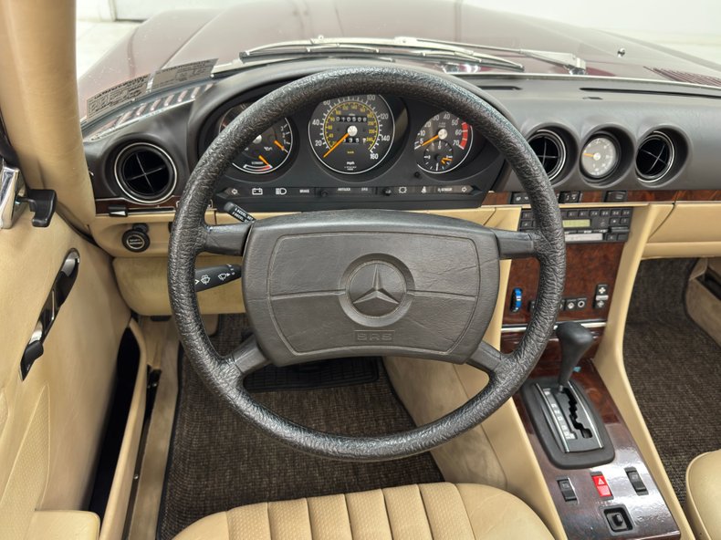Mercedes-benz-Other-1985-Cabernet-Red-Metalli-Beige-40