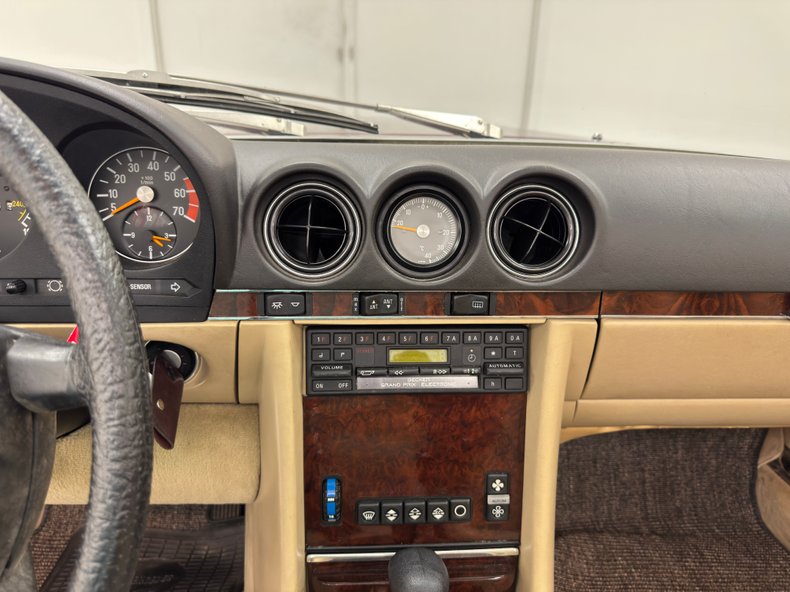 Mercedes-benz-Other-1985-Cabernet-Red-Metalli-Beige-43