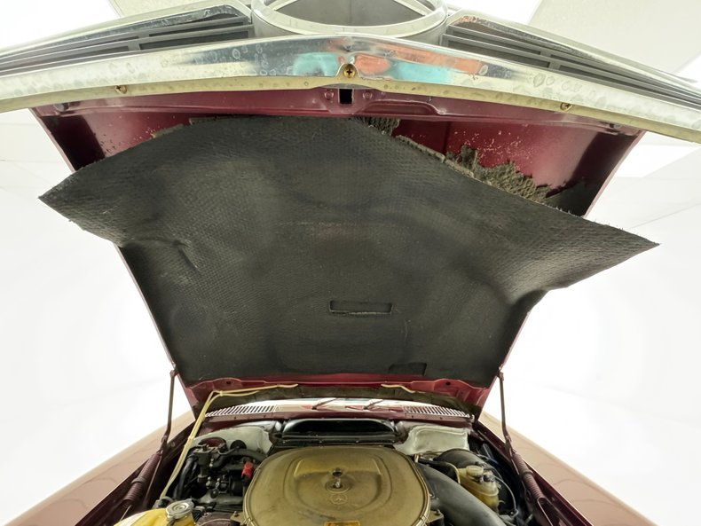 Mercedes-benz-Other-1985-Cabernet-Red-Metalli-Beige-6