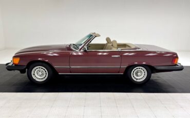 Mercedes-benz-Other-1985-Cabernet-Red-Metalli-Beige-7