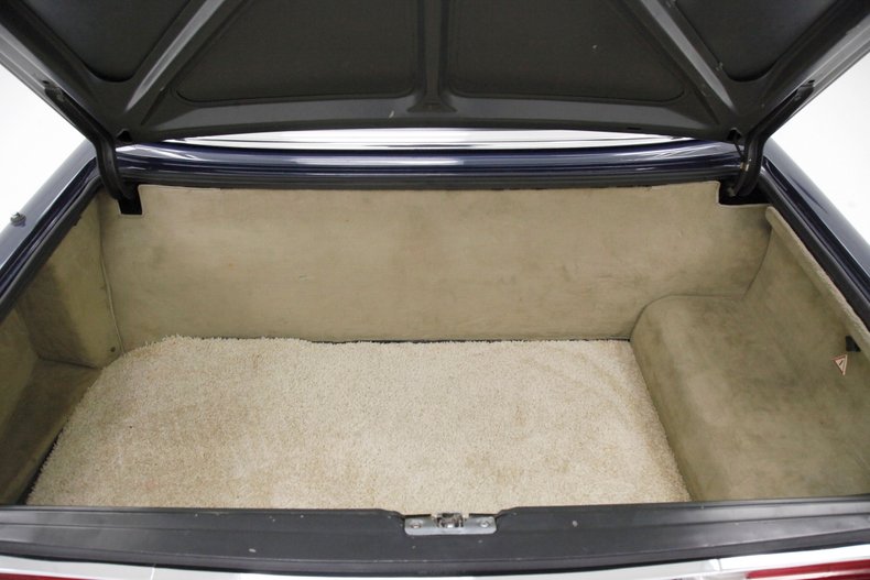 Mercedes-benz-Other-1985-Nautical-Blue-Metall-Beige-46