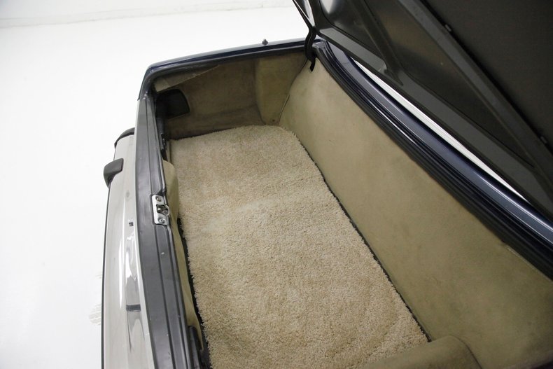 Mercedes-benz-Other-1985-Nautical-Blue-Metall-Beige-47