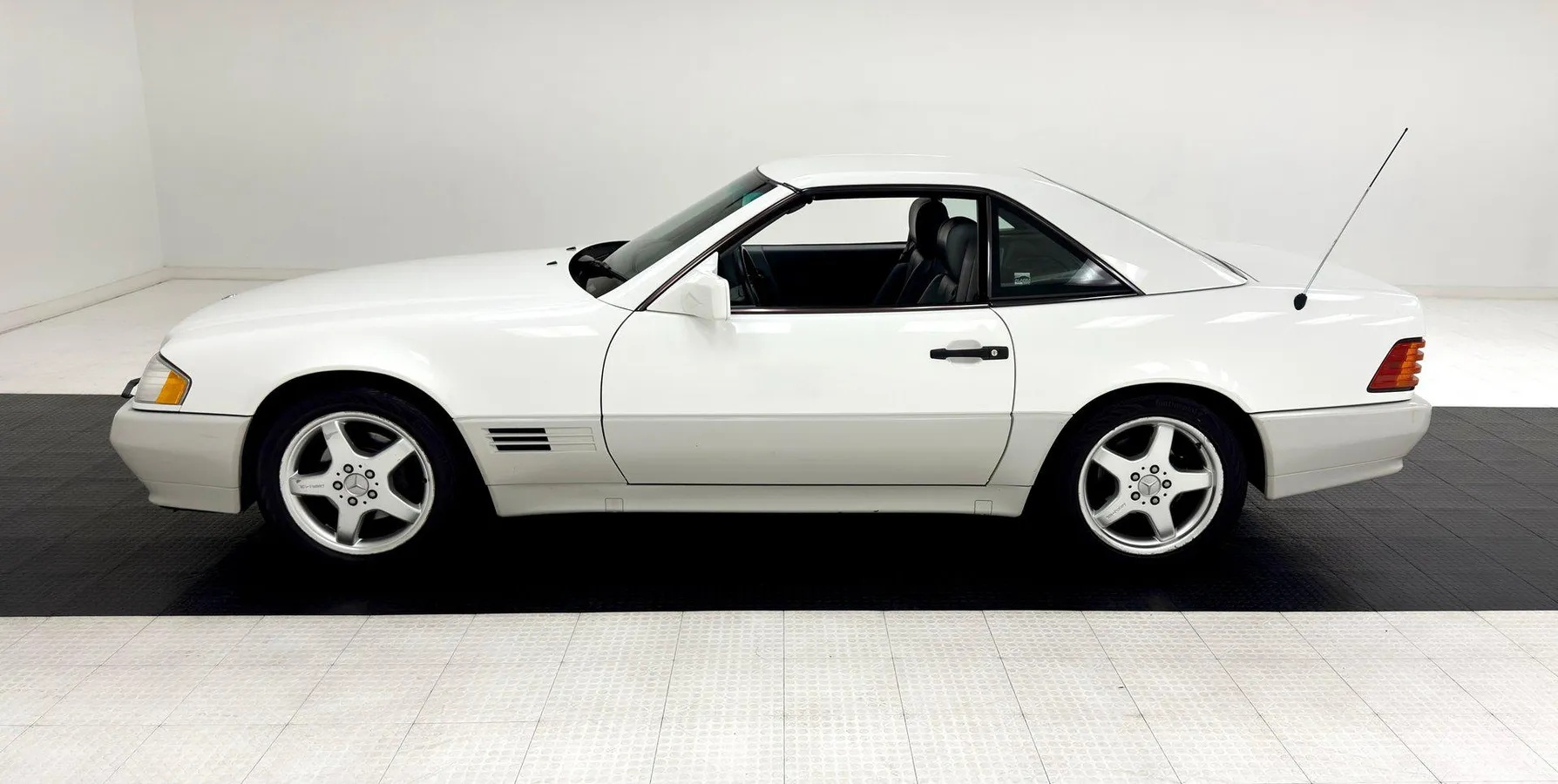 Mercedes-benz-Sl320-1995-Polar-White-Gray-4