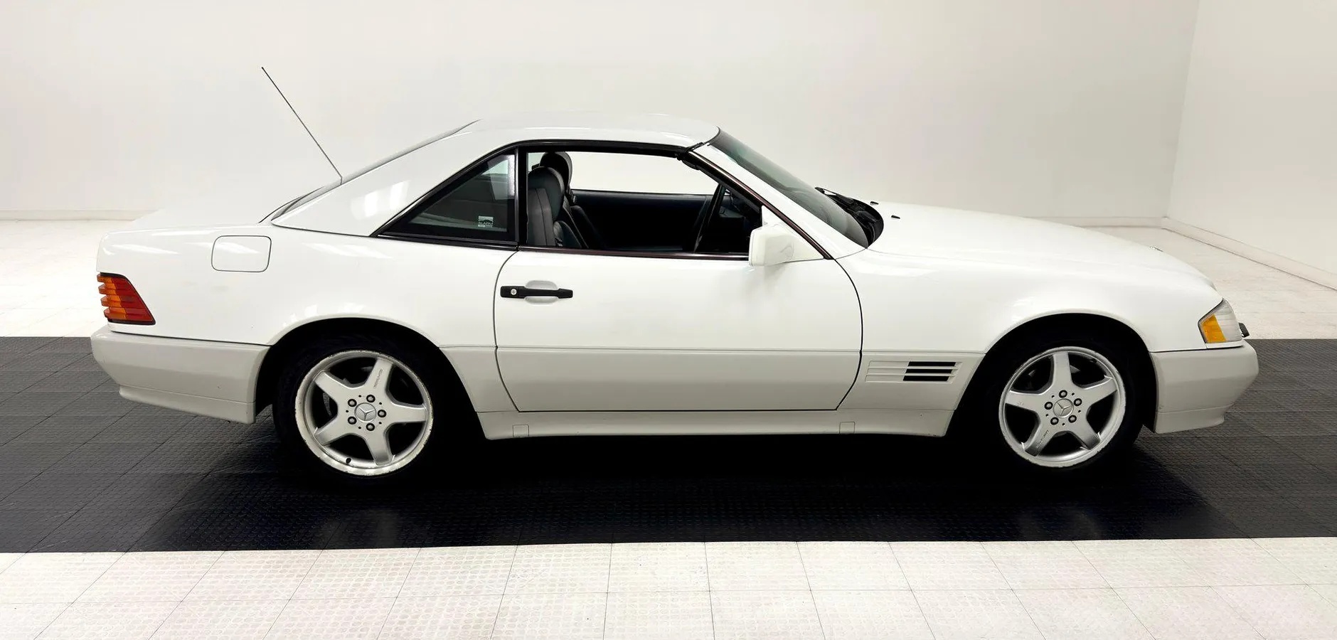 Mercedes-benz-Sl320-1995-Polar-White-Gray-9