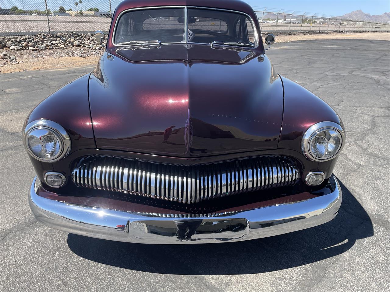 Mercury-2-dr-coupe-1949-Maroon-Tan-2