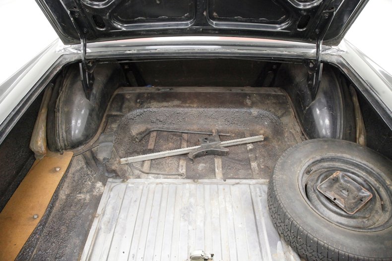 Mercury-Comet-1962-Black-Red-36