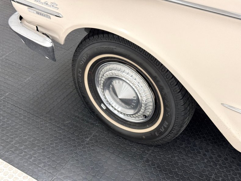 Mercury-Comet-1963-Sulanta-White-Red-20