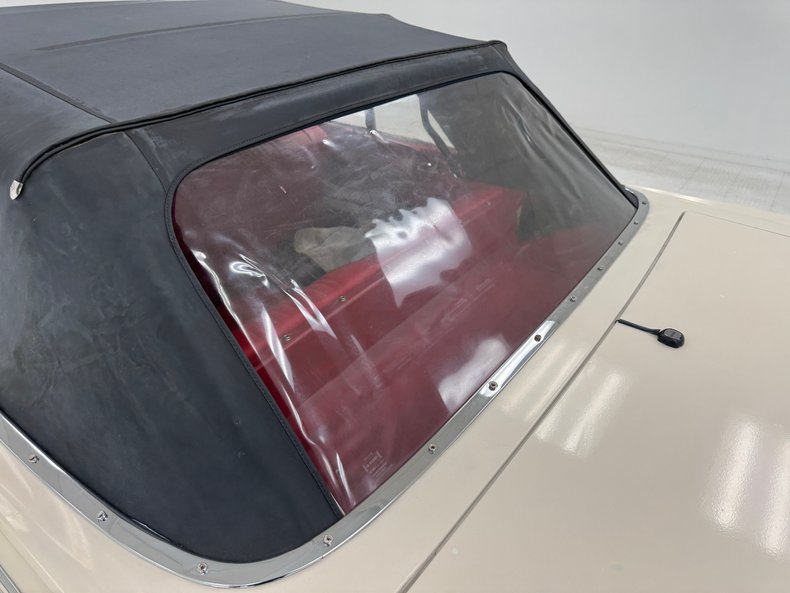 Mercury-Comet-1963-Sulanta-White-Red-26