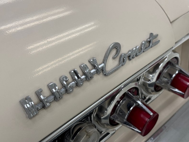 Mercury-Comet-1963-Sulanta-White-Red-30