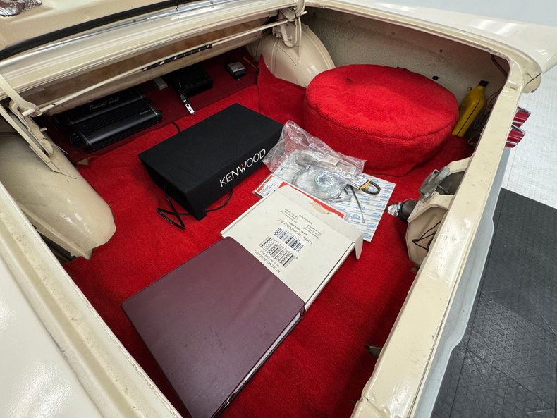 Mercury-Comet-1963-Sulanta-White-Red-34